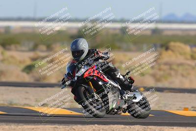 media/Nov-06-2023-Moto Forza (Mon) [[ce023d0744]]/3-Intermediate Group/Session 5 (Turn 4)/